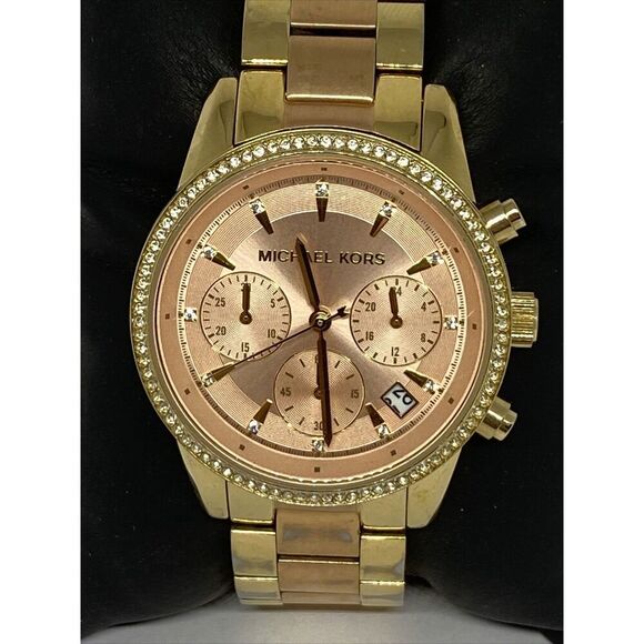 Michael Kors Ritz K6475 Women's Stainless Steel Analog Dial Quartz Watch WO553 - Picture 2 of 12